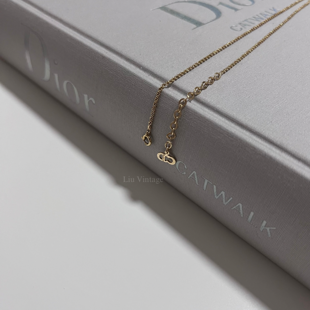 Vintage Dior Round Necklace