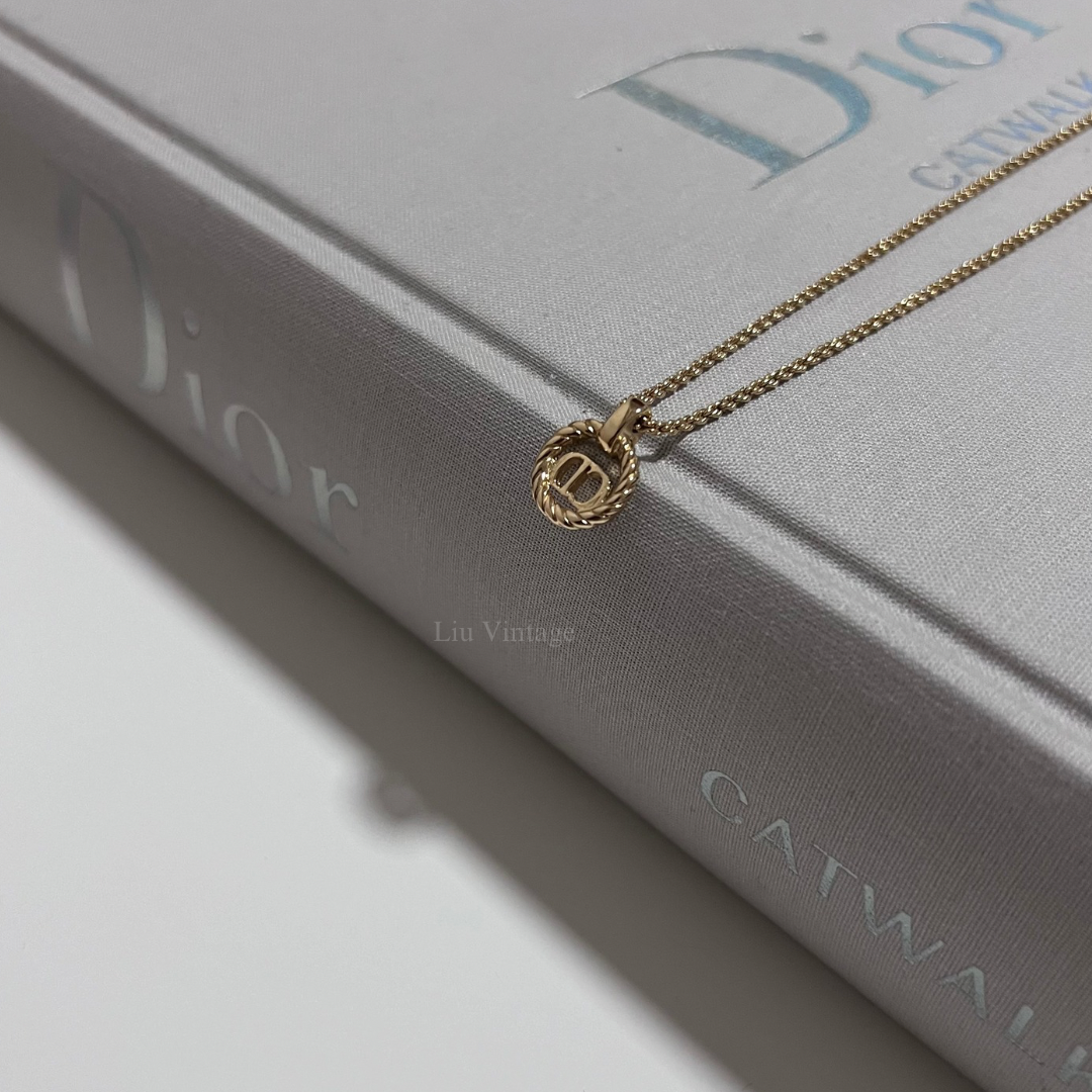 Vintage Dior Round Necklace