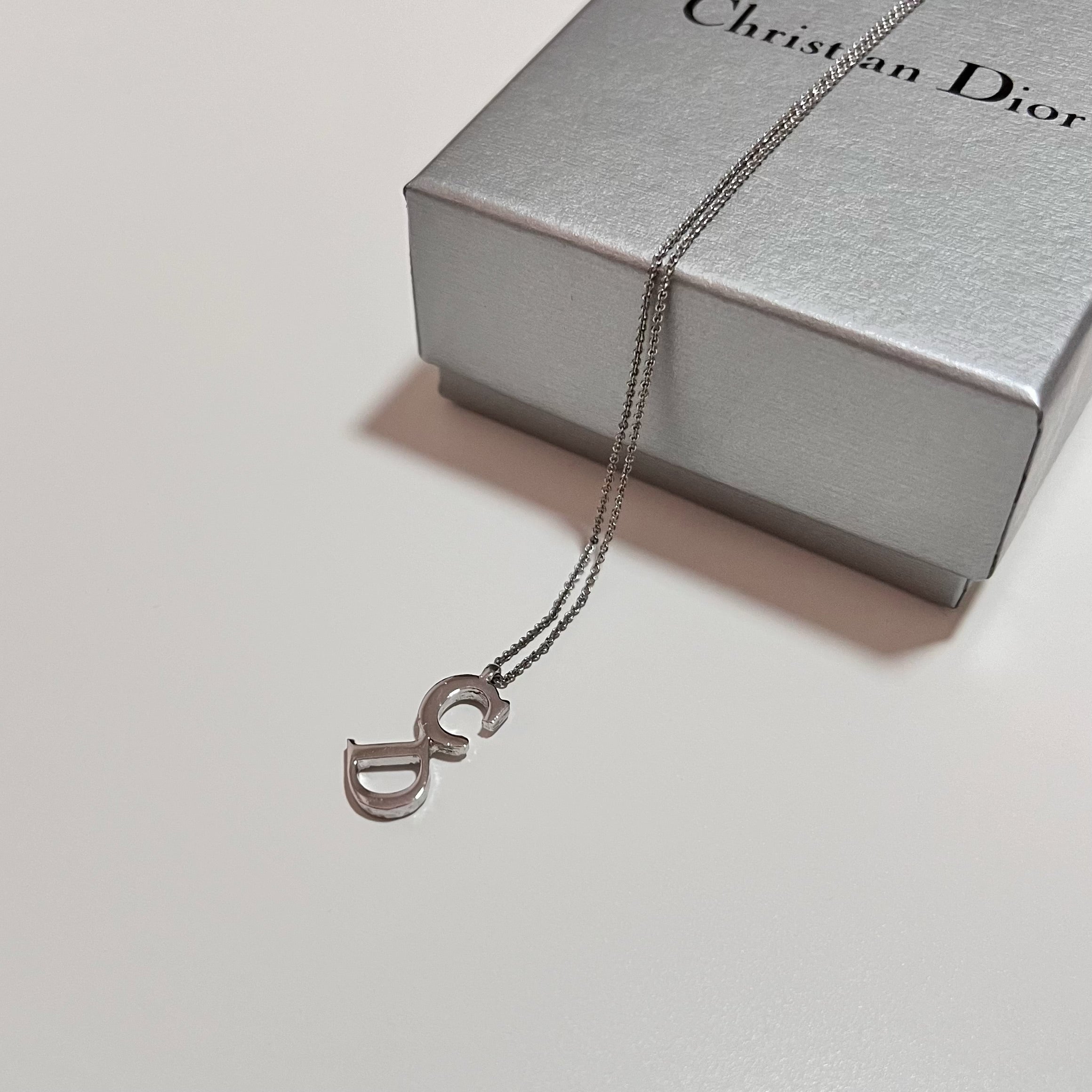 アクセサリー Vintage Christian Dior Silver Necklace 4C01C65C-2217-409B-A43C-
