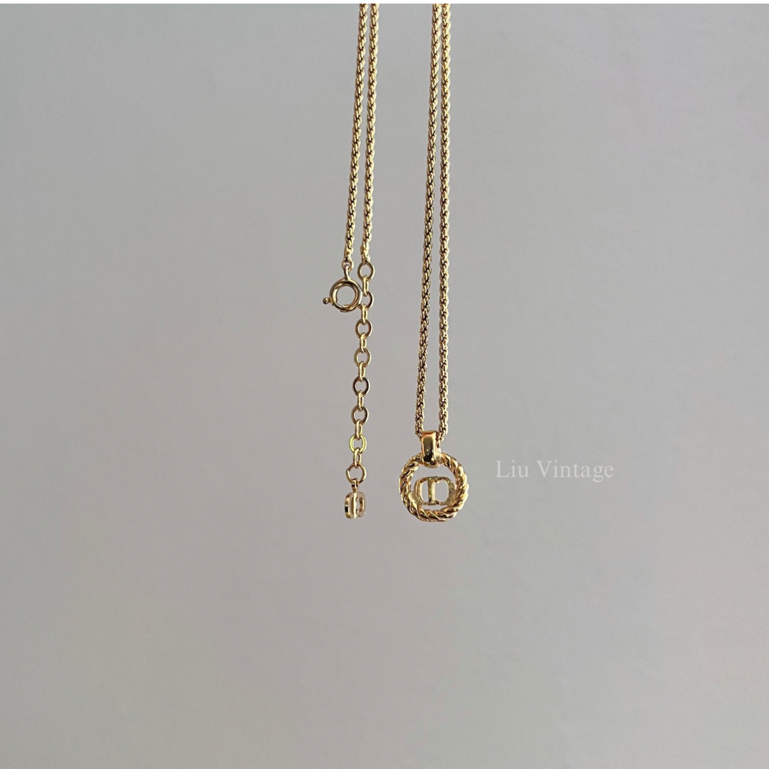 Vintage Dior Round Necklace