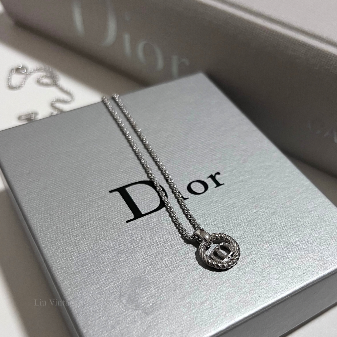 Vintage Dior Round Necklace