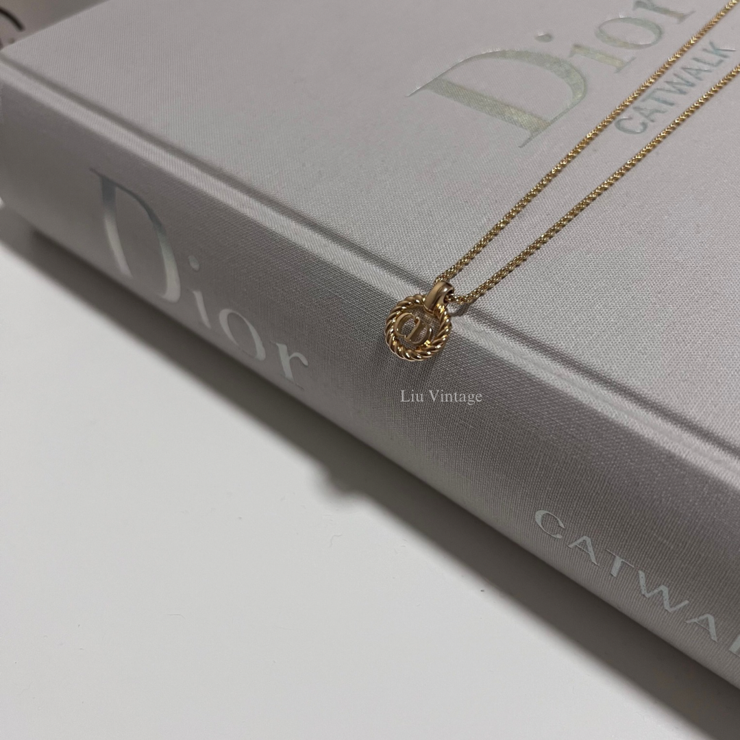 Vintage Dior Round Necklace