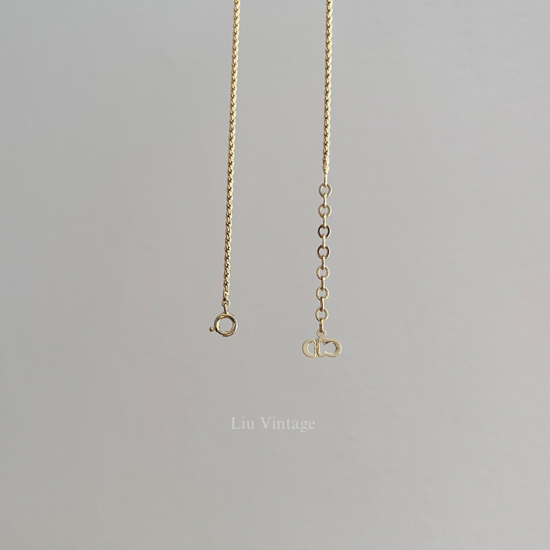 Vintage Dior Round Necklace