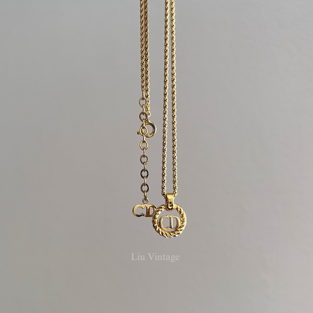 Vintage Dior Round Necklace